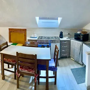 The Quiet Mansard Appartamento